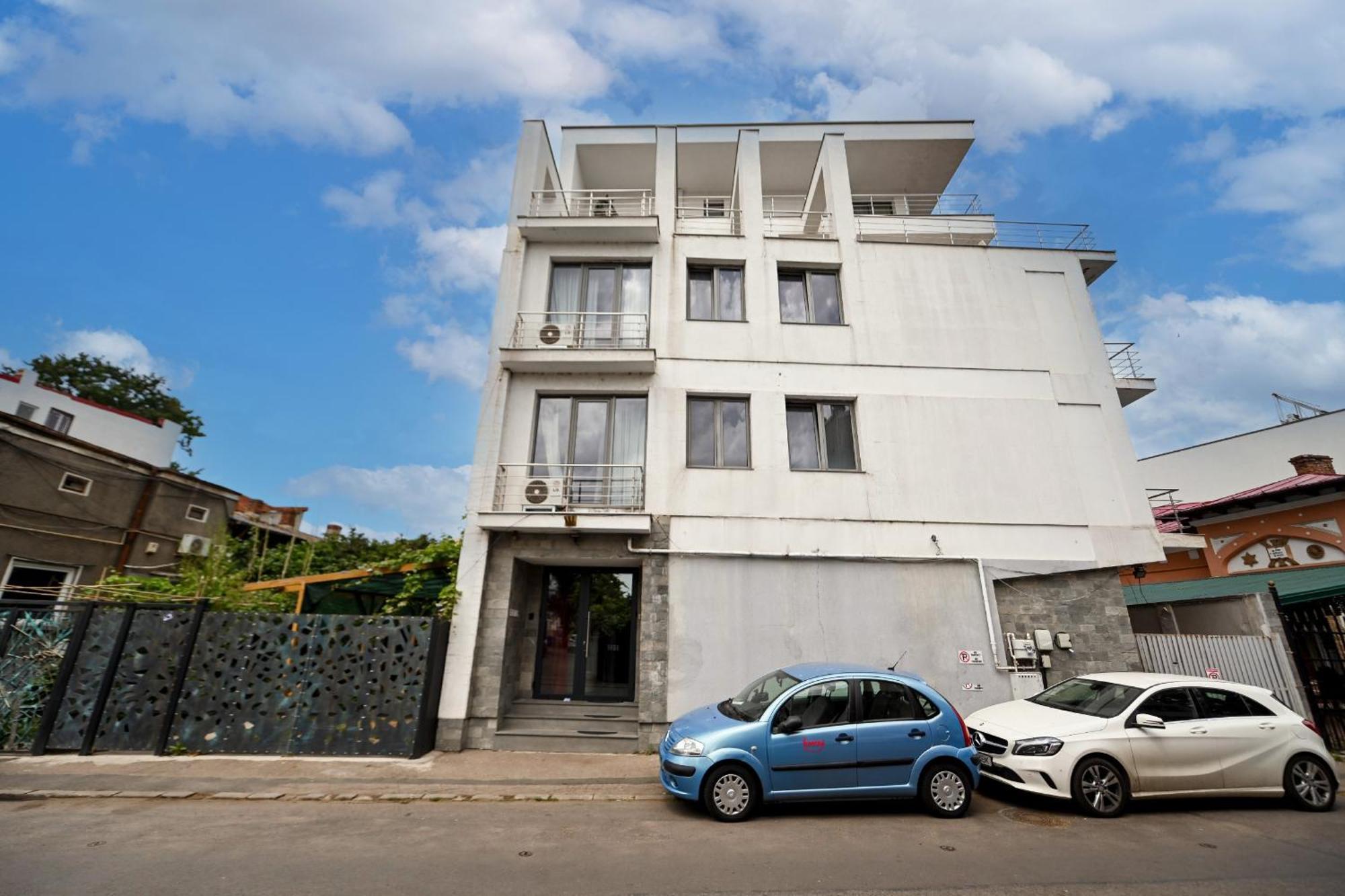 Urban Elegance - Stylish Central Accommodation Bukares Bagian luar foto
