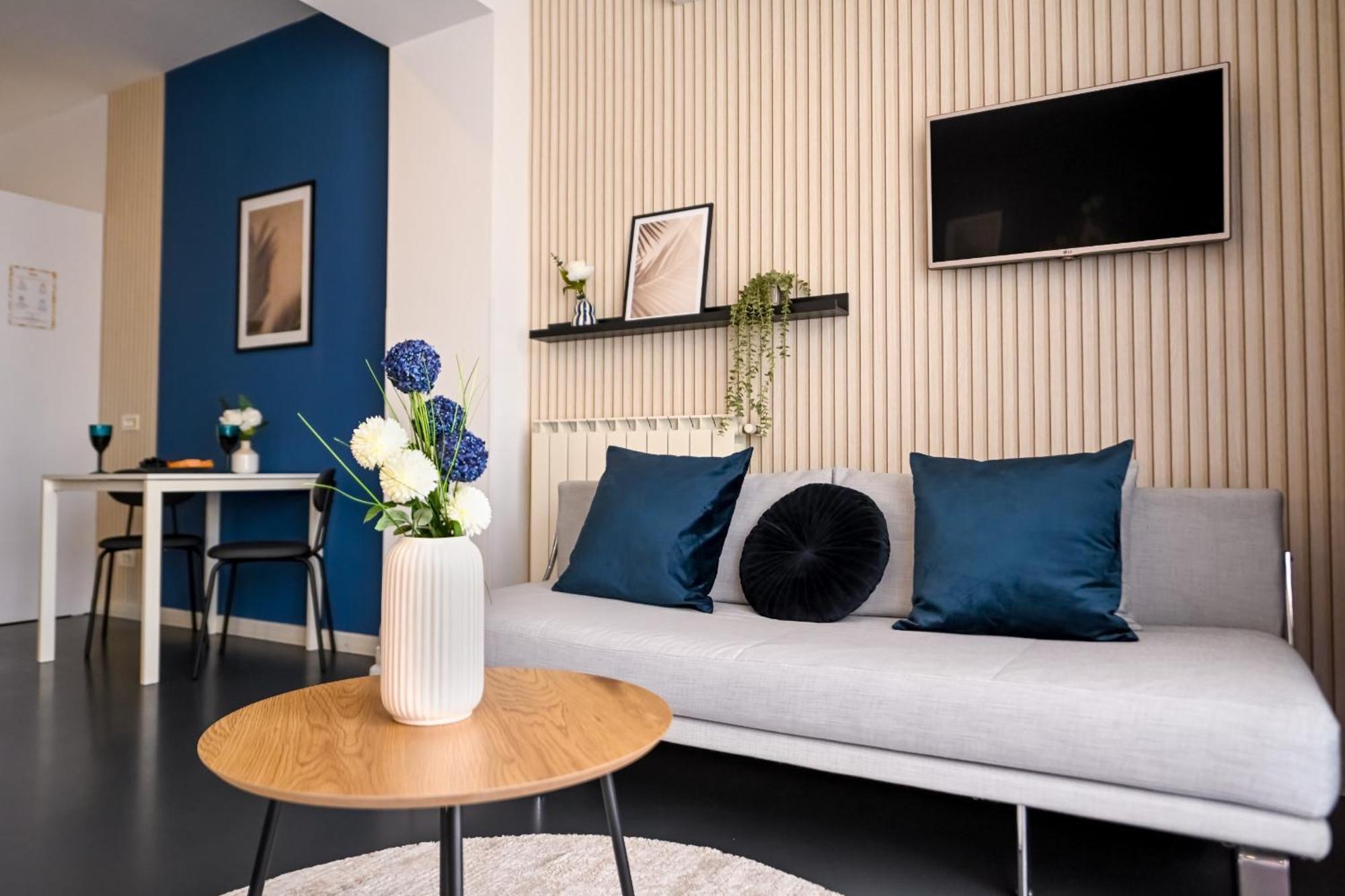 Urban Elegance - Stylish Central Accommodation Bukares Bagian luar foto