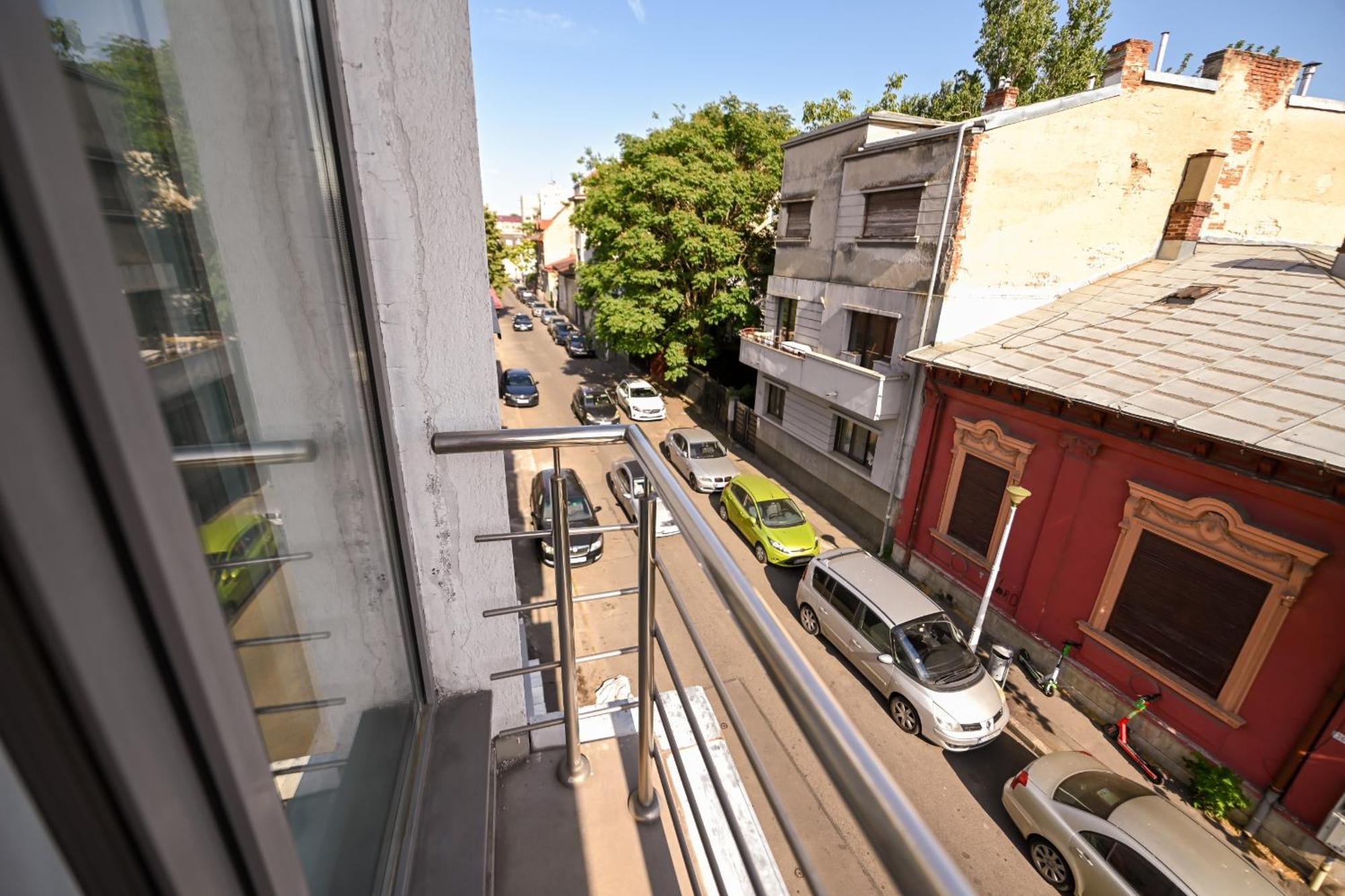 Urban Elegance - Stylish Central Accommodation Bukares Ruang foto